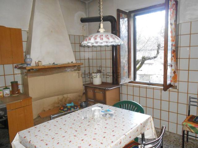 Villetta indipendente in vendita di 100 m² in Via Don Giuseppe Marozzi