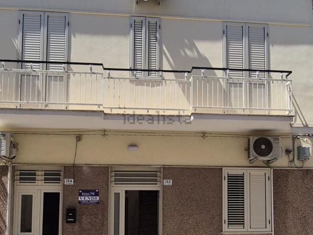 Villetta indipendente in vendita di 100 m² in Via de Amicis, 152