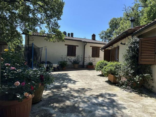 Villetta bifamiliare in vendita di 100 m² in Via della Fontaccia