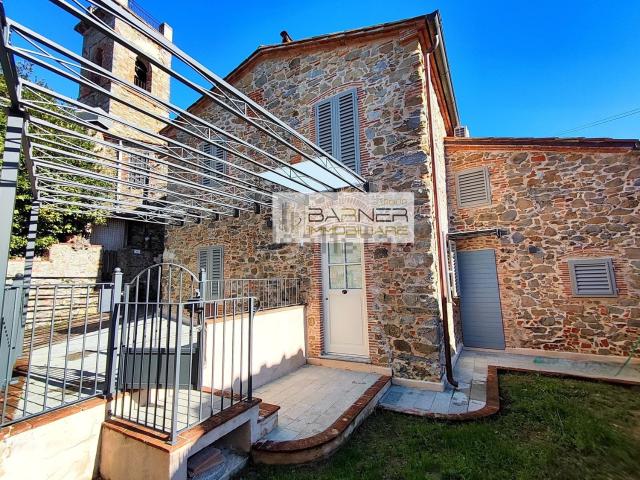 Villetta indipendente in vendita di 100 m² in Via della Loggia, 50