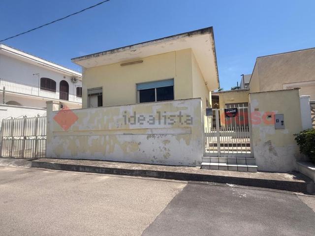 Villetta indipendente in vendita di 100 m² in Via delle Giunchiglie, 41