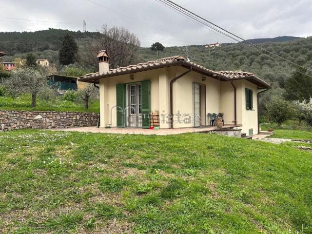 Villetta indipendente in vendita di 100 m² in Via di Valle Asciano