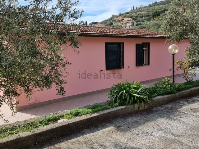 Villetta indipendente in vendita di 100 m² in Via fanny roncati carli