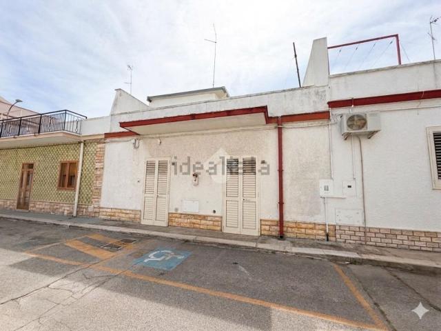Villetta indipendente in vendita di 100 m² in Via Fratelli Bandiera