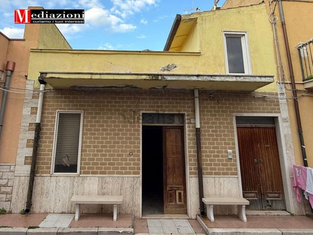 Villetta indipendente in vendita di 100 m² in Via Fratelli Bandiera