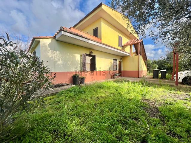 Villetta indipendente in vendita di 100 m² in Via Isola della Maddalena