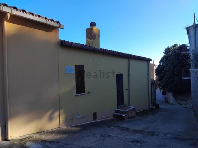 Villetta indipendente in vendita di 100 m² in Via Itria