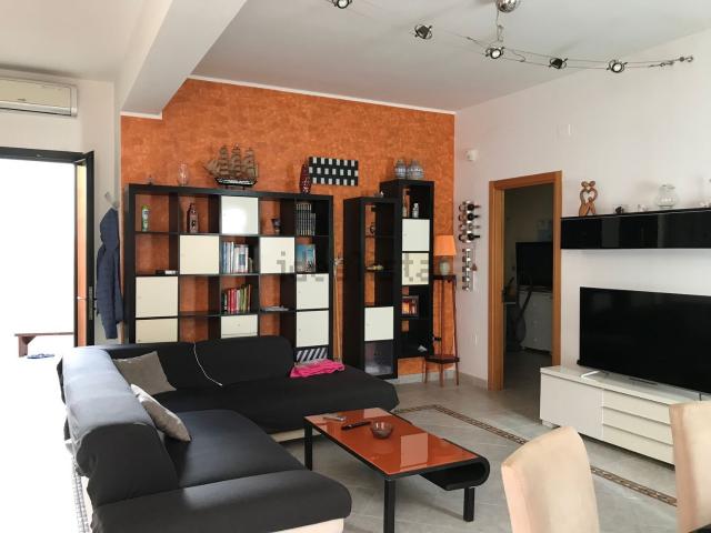 Villetta indipendente in vendita di 100 m² in Via Longarone, 2