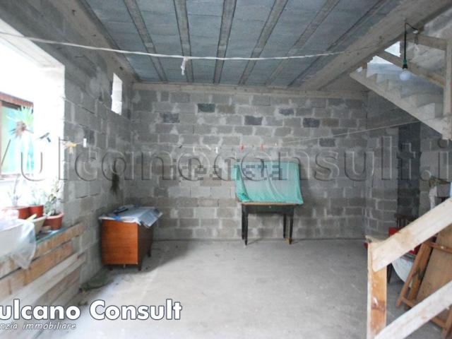 Villetta indipendente in vendita di 100 m² in Via Littorio, 17