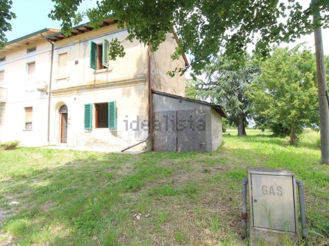 Villetta indipendente in vendita di 100 m² in Via Montanelli