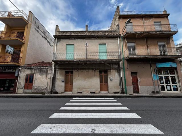 Villetta indipendente in vendita di 100 m² in Via Nazionale, 271