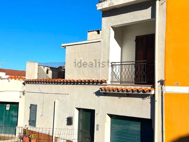 Villetta indipendente in vendita di 100 m² in Via Nurascierga