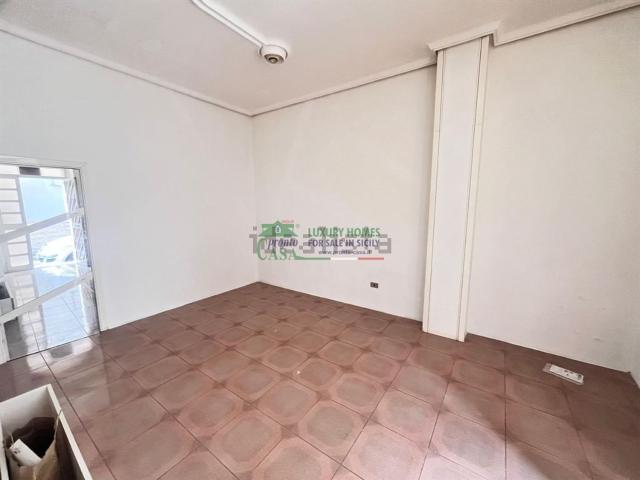 Villetta indipendente in vendita di 100 m² in Via Senatore Caruso