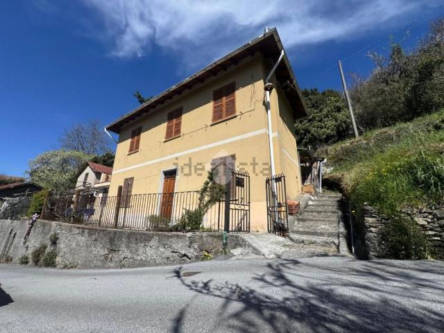 Villetta indipendente in vendita di 100 m² in Via Stefano Canzio, 1