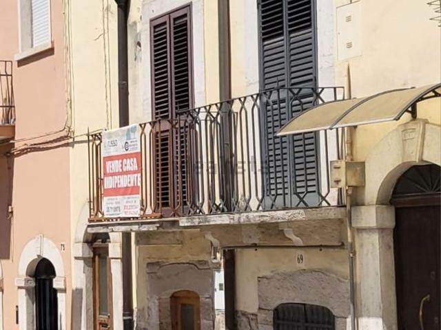 Villetta indipendente in vendita di 100 m² in Via Pendio San Lorenzo