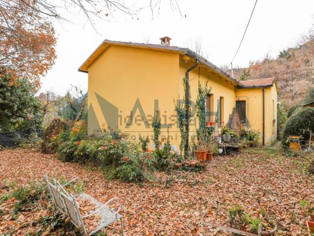 Villetta indipendente in vendita di 100 m² in Via Piana