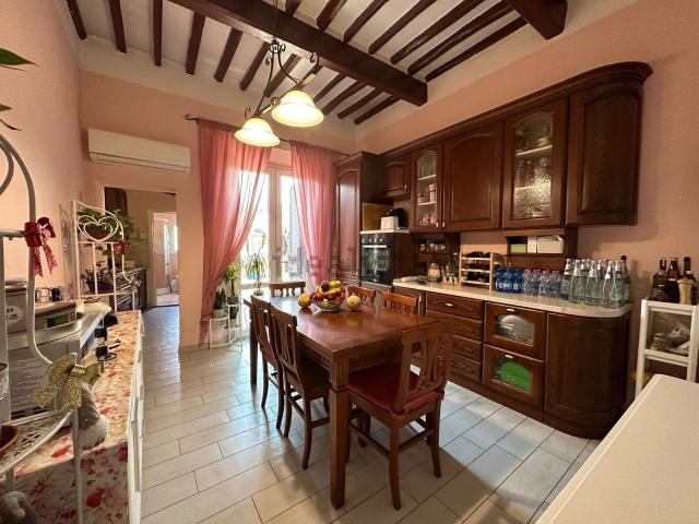 Villetta indipendente in vendita di 100 m² in Via piastroni, 30