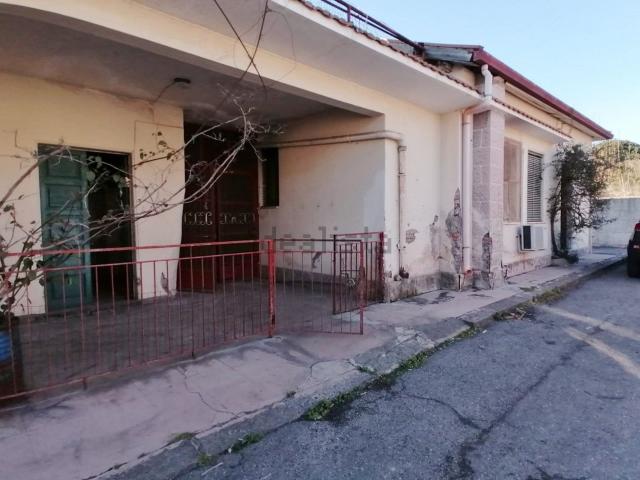 Villetta indipendente in vendita di 100 m² in Via provinciale