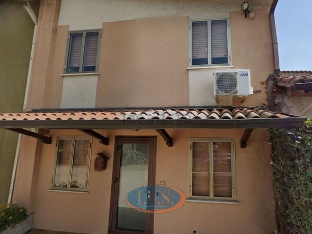 Villetta a schiera in vendita di 100 m² in Via Roma, 2