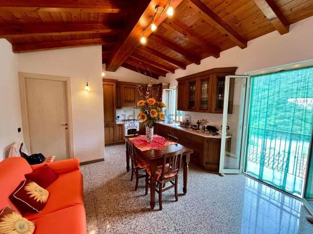 Villetta indipendente in vendita di 100 m² in Via Regina Margherita, 137