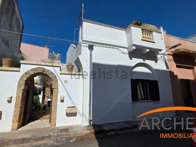 Villetta indipendente in vendita di 100 m² in Via Regina Elena, 52