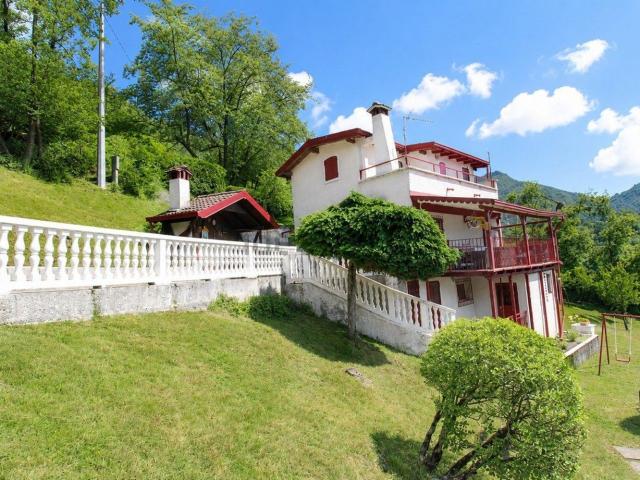 Villetta indipendente in vendita di 100 m² in Via Valsabbia