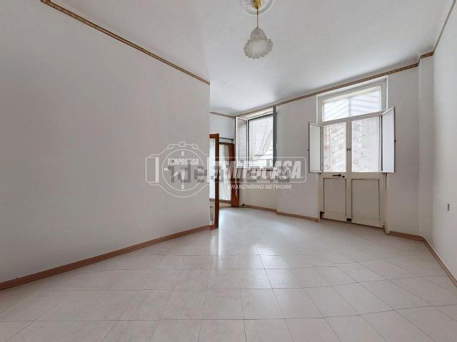 Villetta indipendente in vendita di 100 m² in Via Vitangelo Luciani