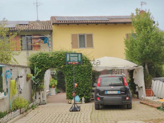 Villetta indipendente in vendita di 100 m² in Via Vigevano