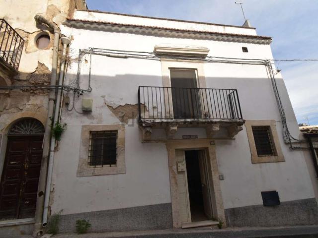 Villetta indipendente in vendita di 100 m² in Via Zanardelli