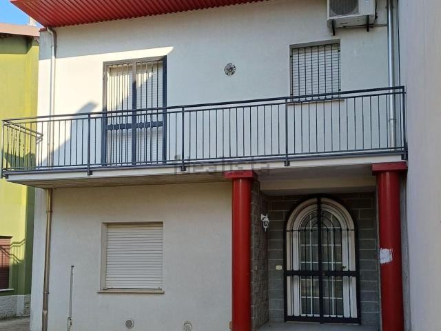 Villetta indipendente in vendita di 100 m² in Viale Europa Unita
