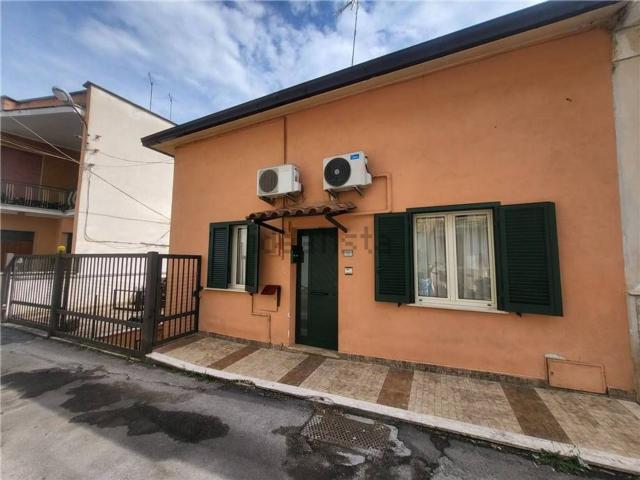 Villetta indipendente in vendita di 100 m² in Vicolo Cancello, 8