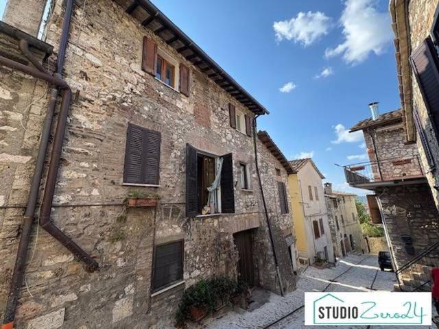 Villetta indipendente in vendita di 100 m² in Vicolo VIII Aspromonte