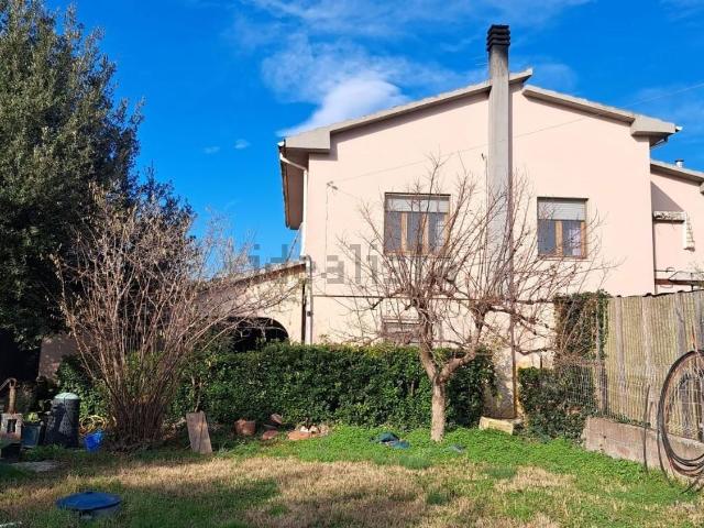 Villetta indipendente in vendita di 100 m² in Località Emilia Marmolaio, 117