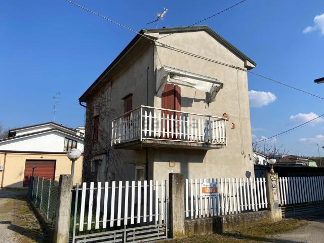 Villetta indipendente in vendita di 100 m² in Piazza Repubblica