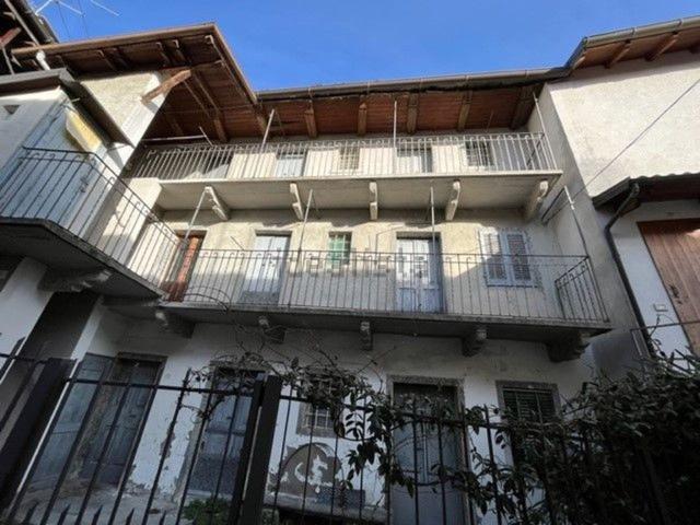 Villetta indipendente in vendita di 100 m² in Strada Provinciale per Miazzina