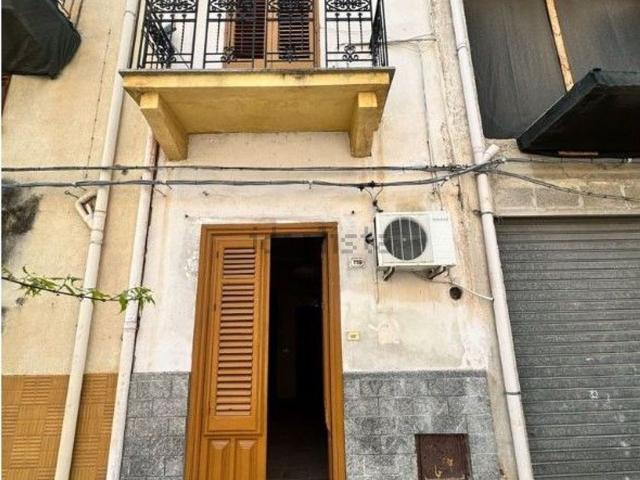 Villetta indipendente in vendita di 101 m² in Via Ignazio Lanza di Trabia, 119
