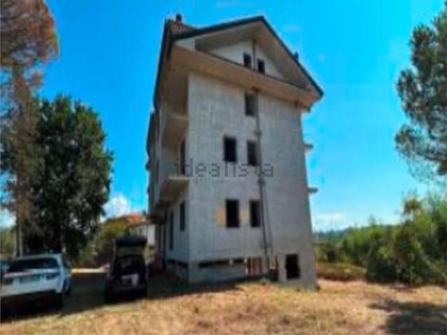Villetta indipendente in vendita di 1020 m² in Borgo Cave