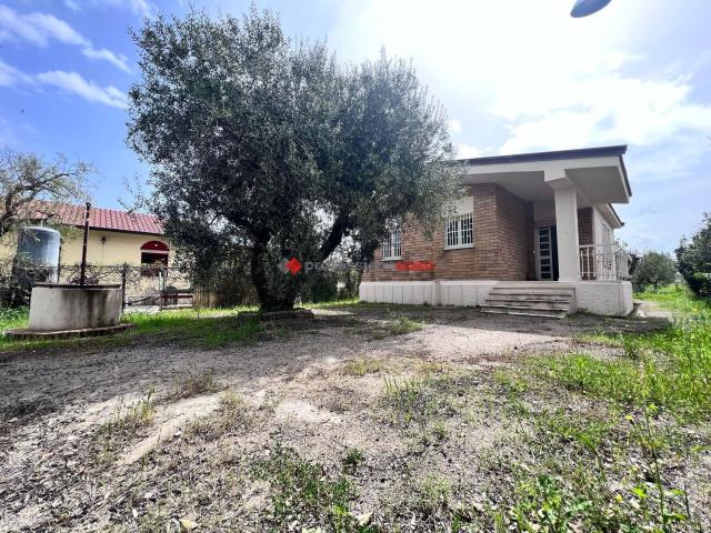 Villetta indipendente in vendita di 102 m² in Via Salice Vecchio
