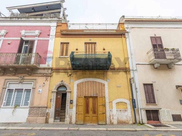 Villetta indipendente in vendita di 102 m² in Via Umberto I, 77