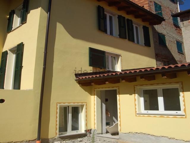 Villetta indipendente in vendita di 103 m² in Via G. B. Raggi