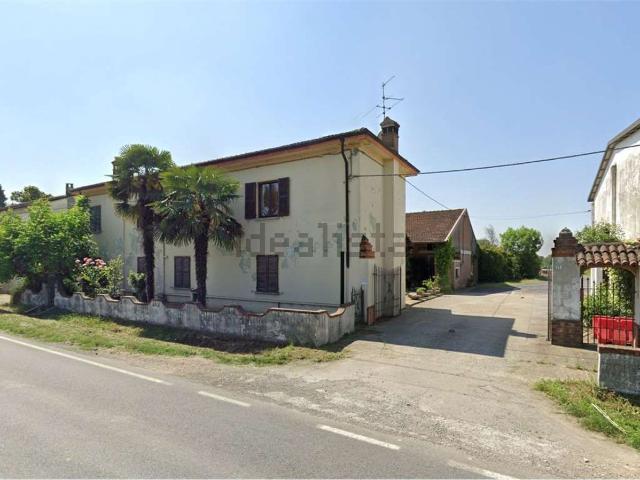 Villetta indipendente in vendita di 1040 m²