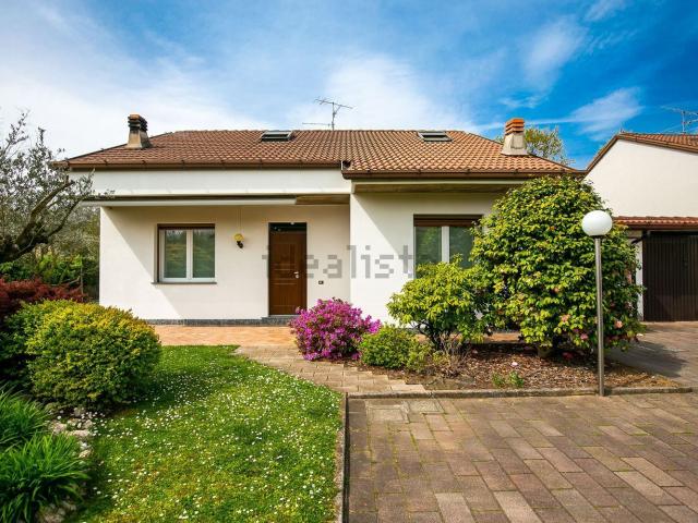 Villetta indipendente in vendita di 104 m²