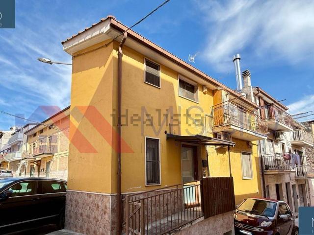Villetta indipendente in vendita di 104 m² in Via Trento, 14