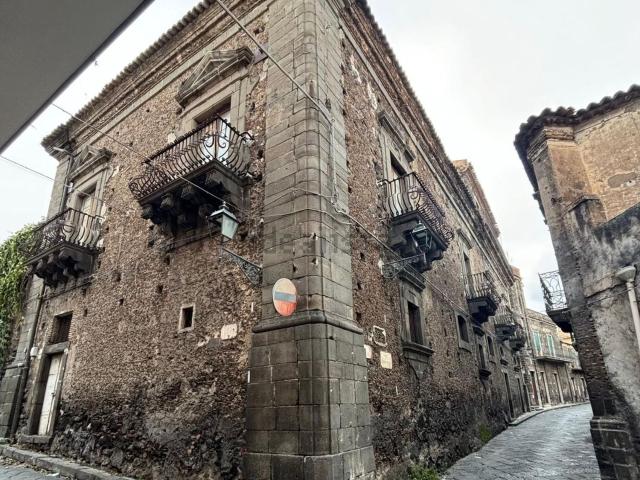 Villetta indipendente in vendita di 1050 m² in Via Sant&apos Antonino, 3