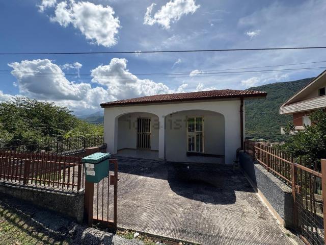 Villetta indipendente in vendita di 105 m² in Via Coniglio, 80