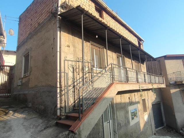 Villetta indipendente in vendita di 105 m² in Via Cataciola, 11