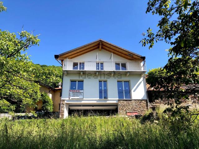 Villetta indipendente in vendita di 105 m² in Via Centrale