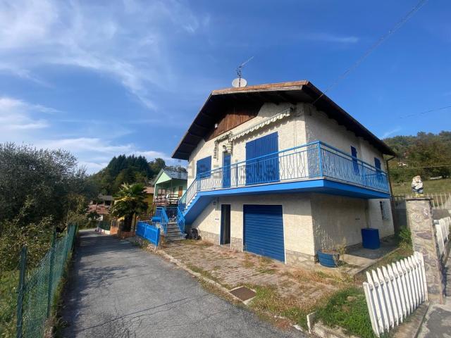 Villetta indipendente in vendita di 105 m² in Via Alma, 44