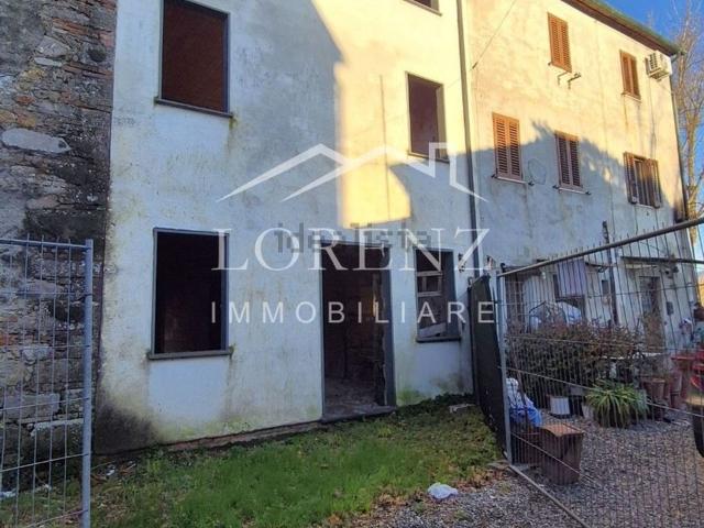 Villetta indipendente in vendita di 105 m² in Via Bernardini