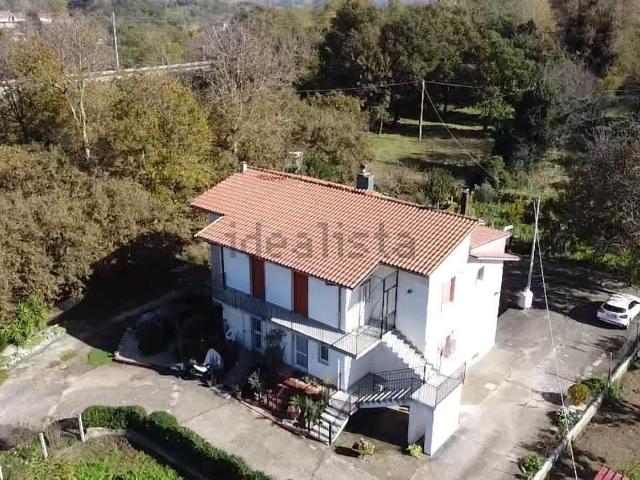 Villetta indipendente in vendita di 105 m² in Via Fellitto, 18